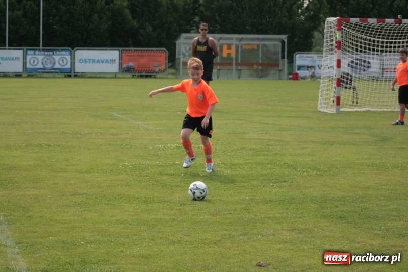 Zdjęcie w galerii na portalu naszraciborz.pl: Żaki Rafako na Międzynarodowym Turnieju Piłkarskim Lhotka Cup 2017 w Ostravie wiadomości z regionu