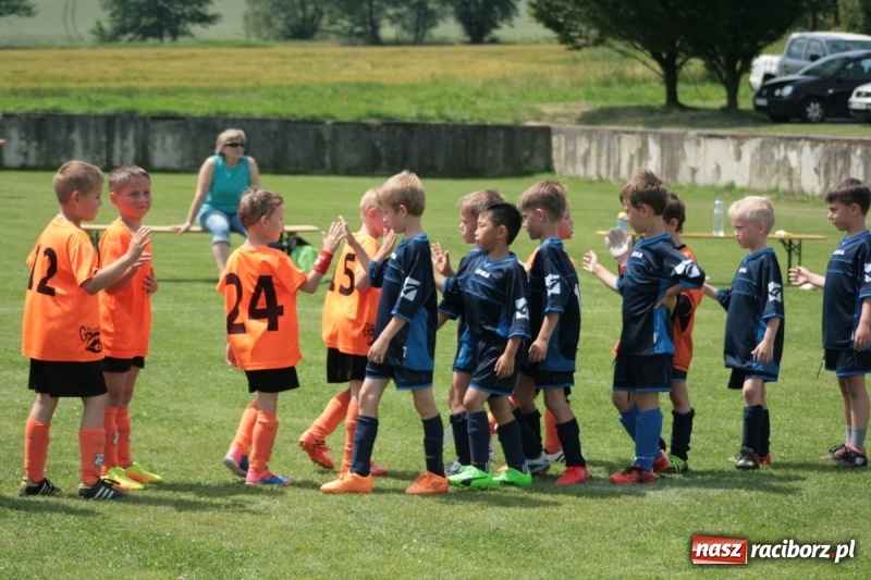 Zdjęcie w galerii na portalu naszraciborz.pl: Żaki Rafako na Międzynarodowym Turnieju Piłkarskim Lhotka Cup 2017 w Ostravie wiadomości z regionu