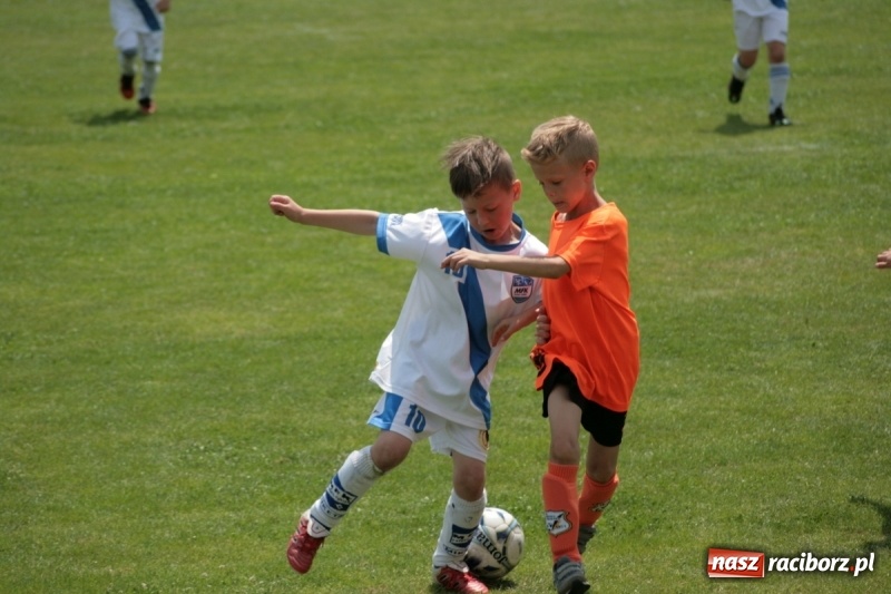 Zdjęcie w galerii na portalu naszraciborz.pl: Żaki Rafako na Międzynarodowym Turnieju Piłkarskim Lhotka Cup 2017 w Ostravie wiadomości z regionu