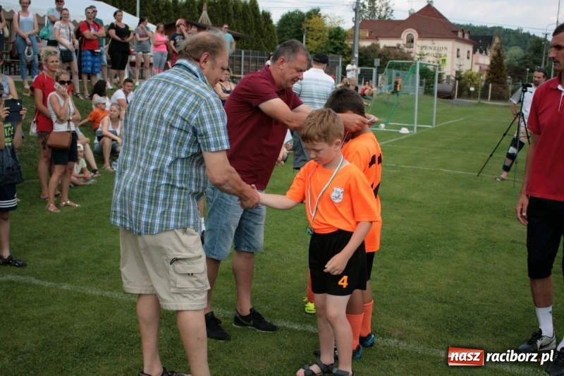 Zdjęcie w galerii na portalu naszraciborz.pl: Żaki Rafako na Międzynarodowym Turnieju Piłkarskim Lhotka Cup 2017 w Ostravie wiadomości z regionu