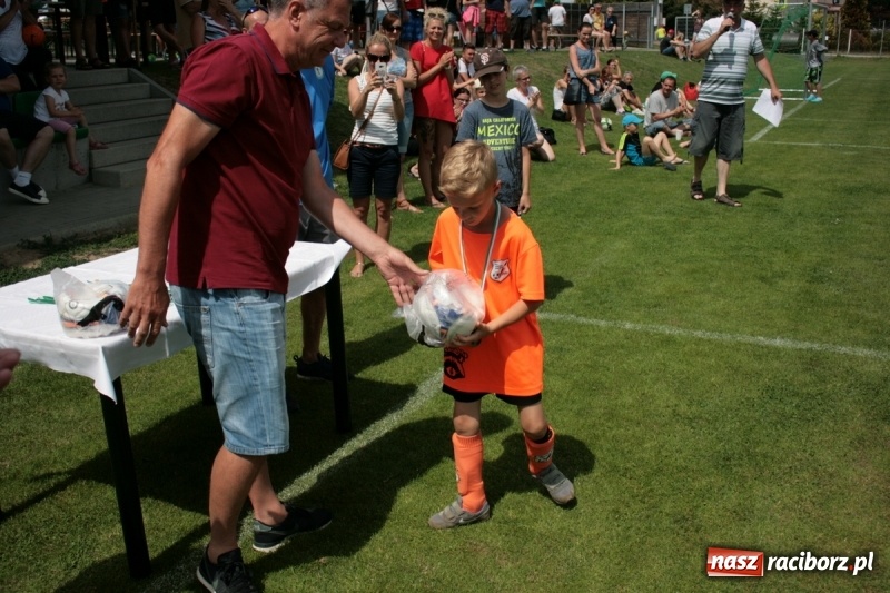 Zdjęcie w galerii na portalu naszraciborz.pl: Żaki Rafako na Międzynarodowym Turnieju Piłkarskim Lhotka Cup 2017 w Ostravie wiadomości z regionu