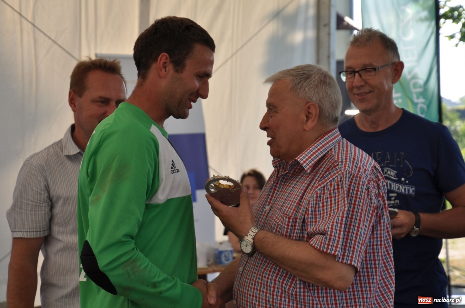 Zdjęcie w galerii na portalu naszraciborz.pl: Turniej Piłki Nożnej o Puchar Prezydenta Miasta na 110 lat LKS 07 Markowice. Gośćmi Piechniczek i Kostka wiadomości z regionu