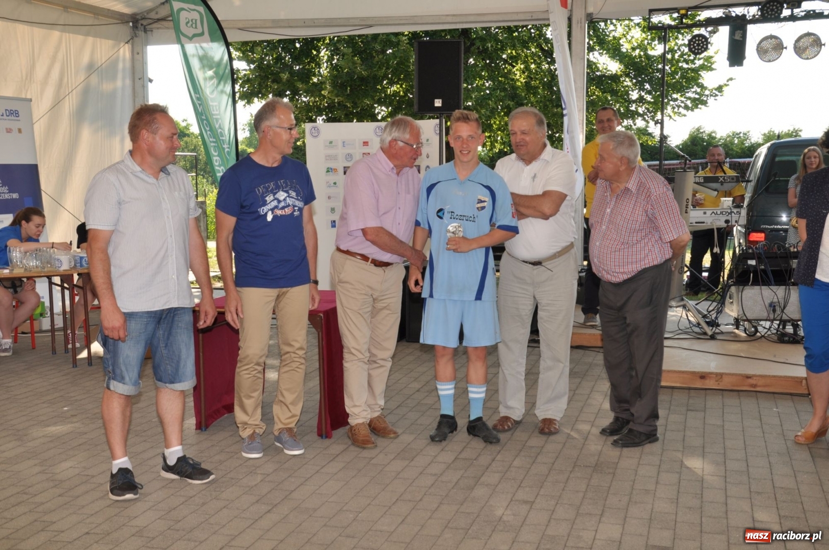 Zdjęcie w galerii na portalu naszraciborz.pl: Turniej Piłki Nożnej o Puchar Prezydenta Miasta na 110 lat LKS 07 Markowice. Gośćmi Piechniczek i Kostka wiadomości z regionu