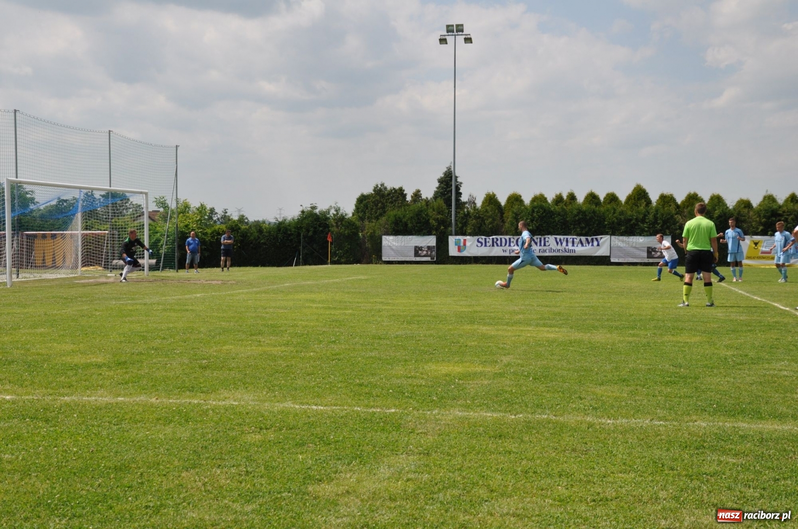 Zdjęcie w galerii na portalu naszraciborz.pl: Turniej Piłki Nożnej o Puchar Prezydenta Miasta na 110 lat LKS 07 Markowice. Gośćmi Piechniczek i Kostka wiadomości z regionu
