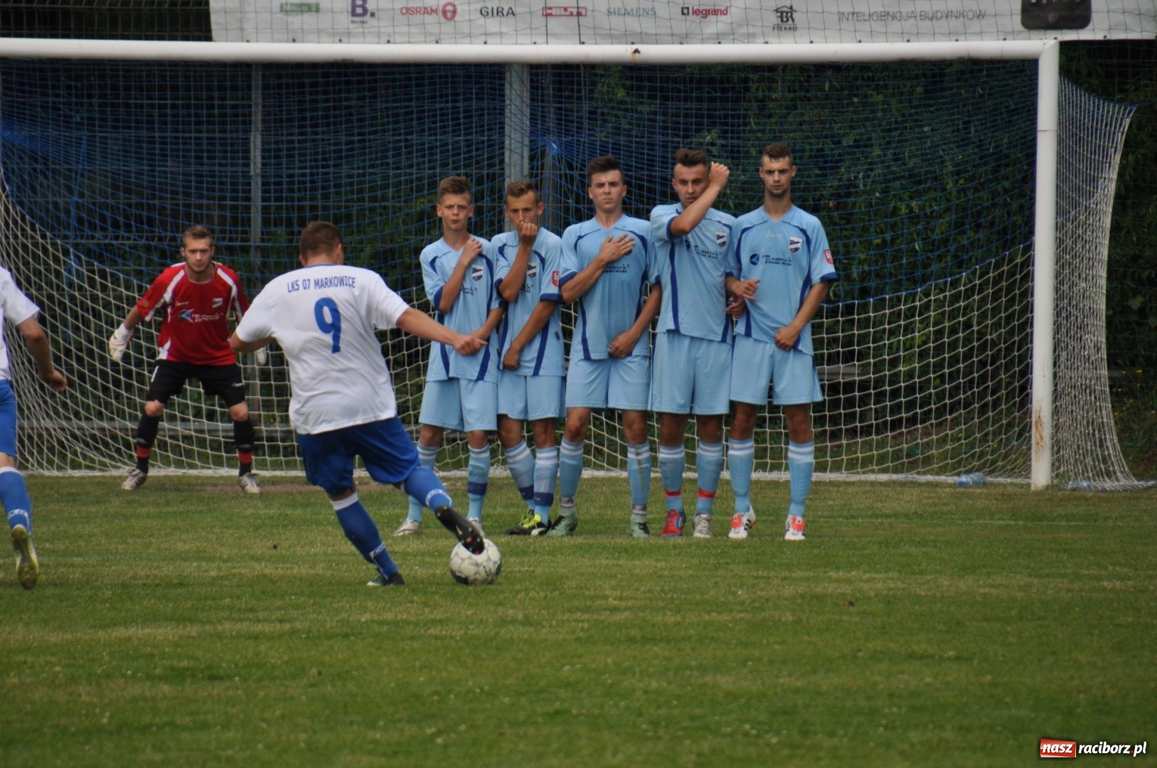 Zdjęcie w galerii na portalu naszraciborz.pl: Turniej Piłki Nożnej o Puchar Prezydenta Miasta na 110 lat LKS 07 Markowice. Gośćmi Piechniczek i Kostka wiadomości z regionu
