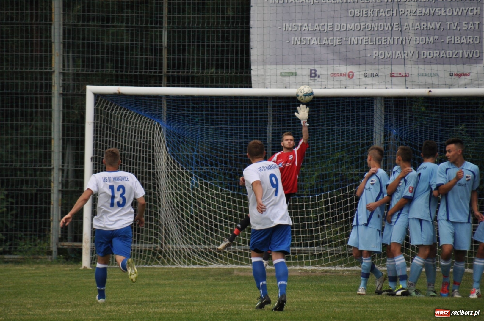 Zdjęcie w galerii na portalu naszraciborz.pl: Turniej Piłki Nożnej o Puchar Prezydenta Miasta na 110 lat LKS 07 Markowice. Gośćmi Piechniczek i Kostka wiadomości z regionu