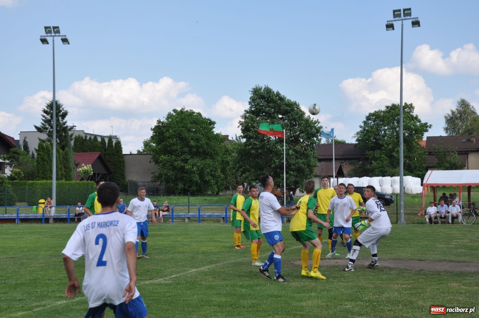 Zdjęcie w galerii na portalu naszraciborz.pl: Turniej Piłki Nożnej o Puchar Prezydenta Miasta na 110 lat LKS 07 Markowice. Gośćmi Piechniczek i Kostka wiadomości z regionu