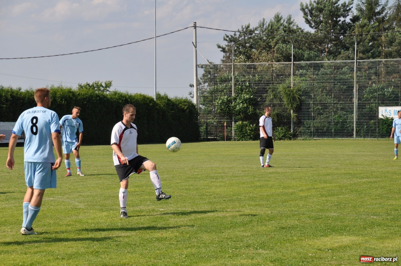 Zdjęcie w galerii na portalu naszraciborz.pl: Turniej Piłki Nożnej o Puchar Prezydenta Miasta na 110 lat LKS 07 Markowice. Gośćmi Piechniczek i Kostka wiadomości z regionu