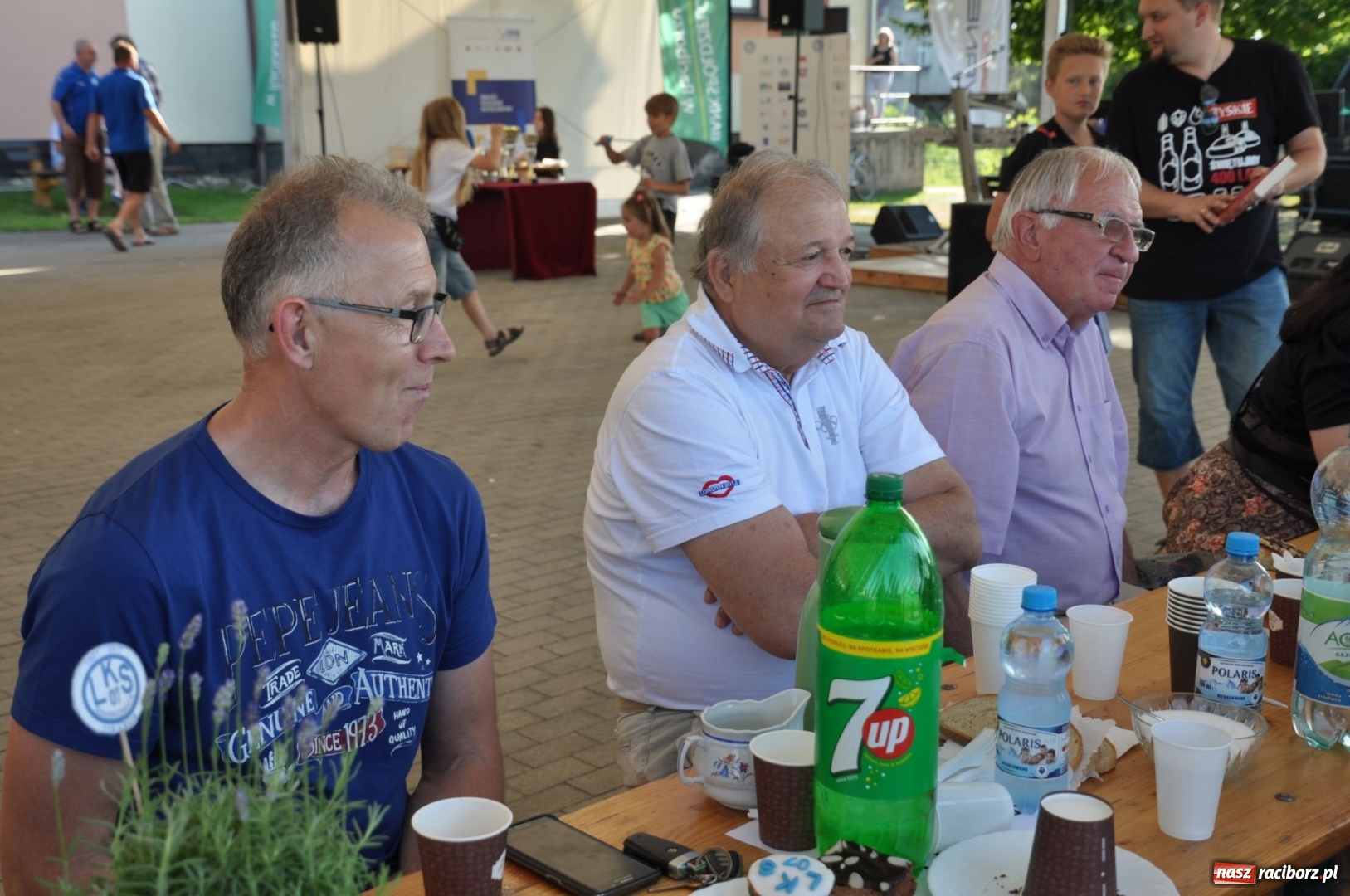 Zdjęcie w galerii na portalu naszraciborz.pl: Turniej Piłki Nożnej o Puchar Prezydenta Miasta na 110 lat LKS 07 Markowice. Gośćmi Piechniczek i Kostka wiadomości z regionu