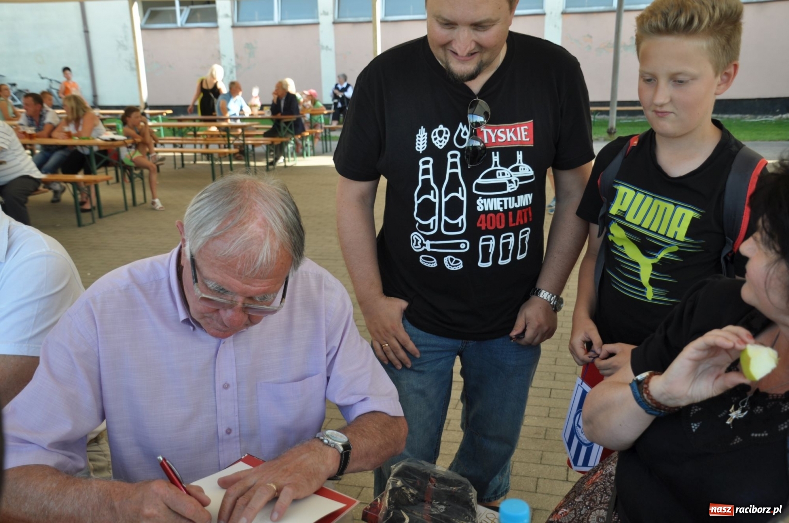 Zdjęcie w galerii na portalu naszraciborz.pl: Turniej Piłki Nożnej o Puchar Prezydenta Miasta na 110 lat LKS 07 Markowice. Gośćmi Piechniczek i Kostka wiadomości z regionu