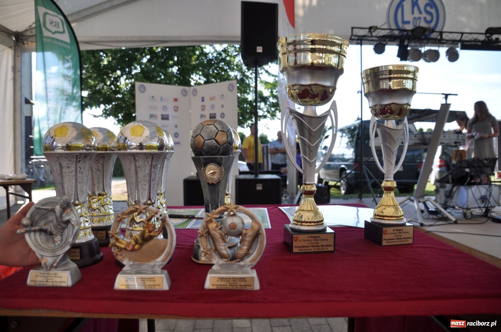 Zdjęcie w galerii na portalu naszraciborz.pl: Turniej Piłki Nożnej o Puchar Prezydenta Miasta na 110 lat LKS 07 Markowice. Gośćmi Piechniczek i Kostka wiadomości z regionu