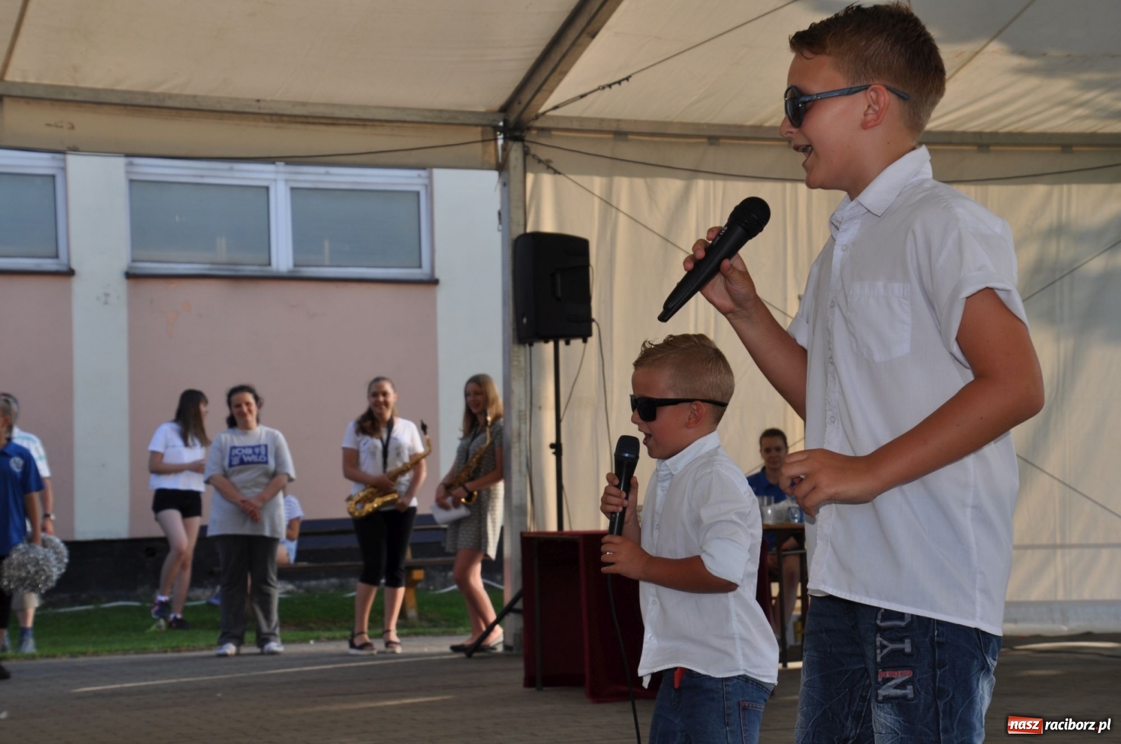 Zdjęcie w galerii na portalu naszraciborz.pl: Odznaczenie PZPN, ŚlZPN  i LZS dla działaczy LKS 07 Markowice wiadomości z regionu