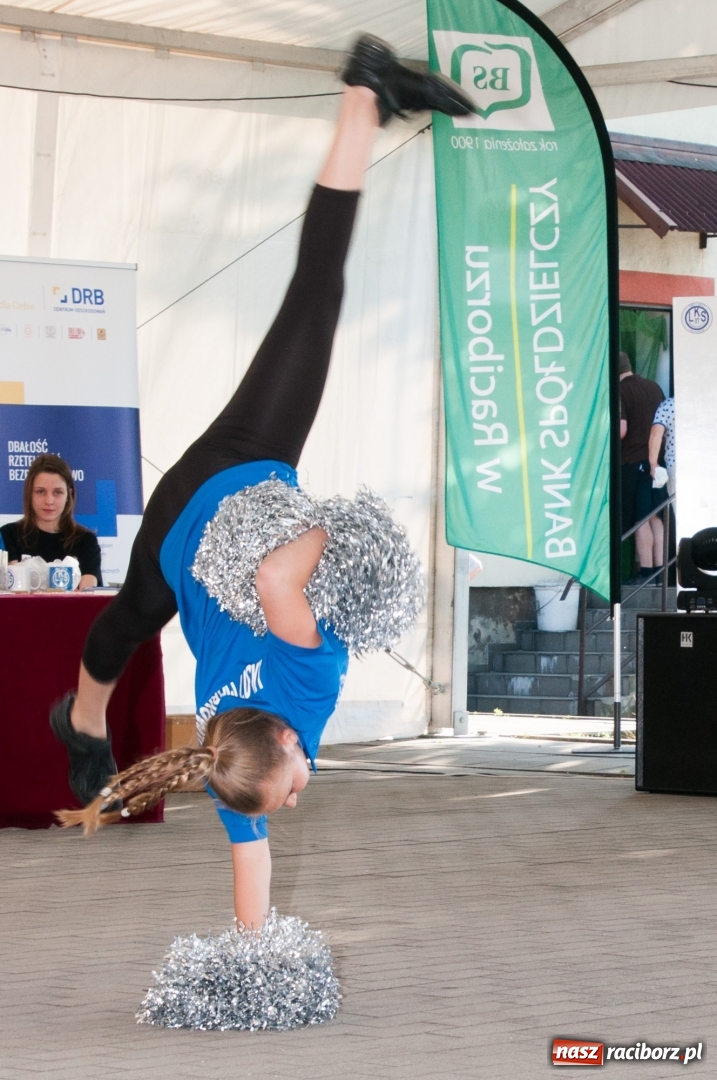 Zdjęcie w galerii na portalu naszraciborz.pl: Odznaczenie PZPN, ŚlZPN  i LZS dla działaczy LKS 07 Markowice wiadomości z regionu