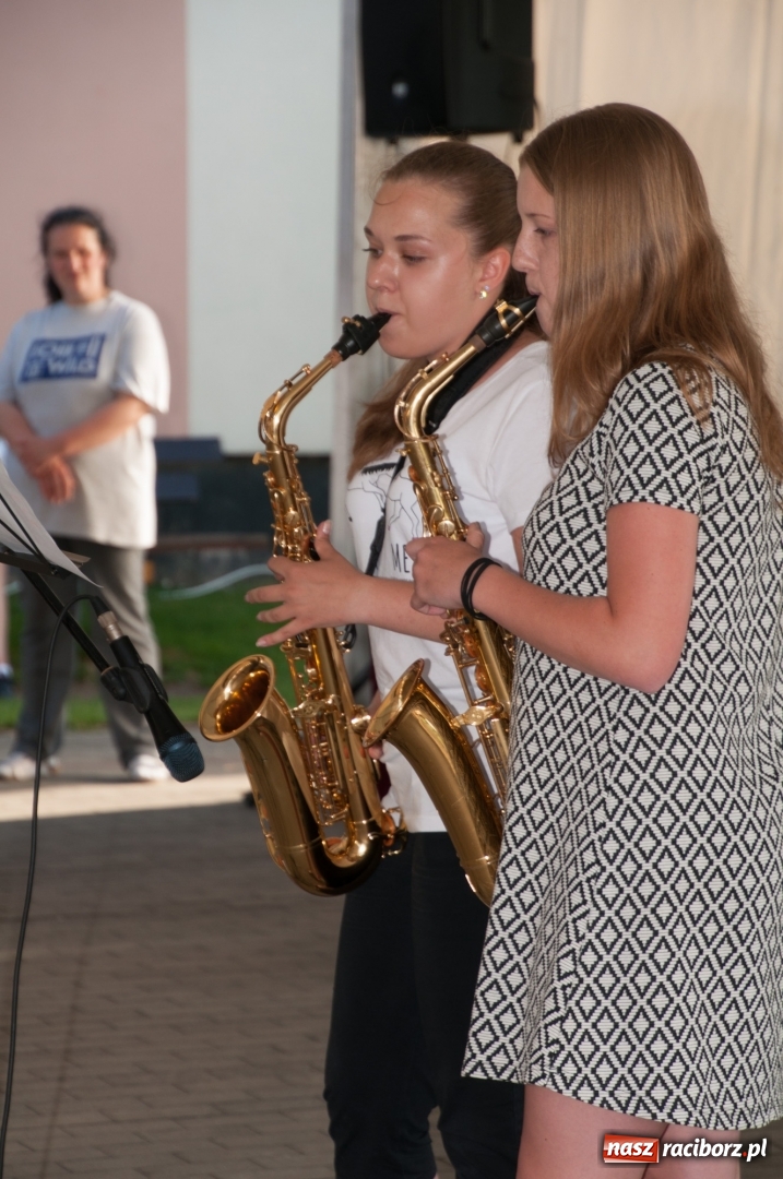 Zdjęcie w galerii na portalu naszraciborz.pl: Odznaczenie PZPN, ŚlZPN  i LZS dla działaczy LKS 07 Markowice wiadomości z regionu
