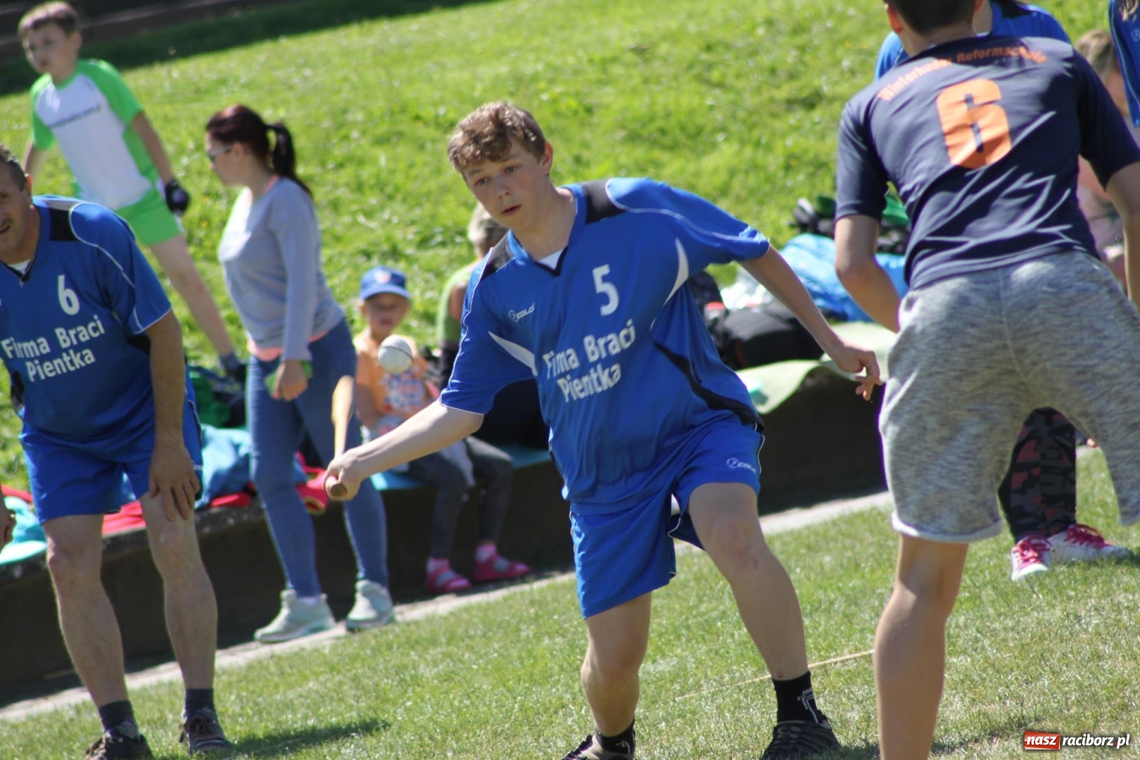 Zdjęcie w galerii na portalu naszraciborz.pl: Wojnowice i Cyprzanów na Międzynarodowych Mistrzostwach Schlagballa w Kilonii  wiadomości z regionu