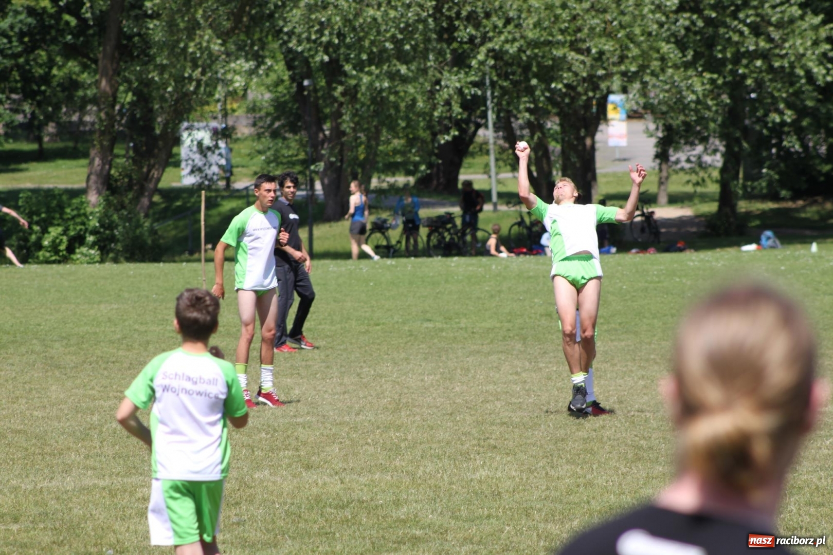 Zdjęcie w galerii na portalu naszraciborz.pl: Wojnowice i Cyprzanów na Międzynarodowych Mistrzostwach Schlagballa w Kilonii  wiadomości z regionu