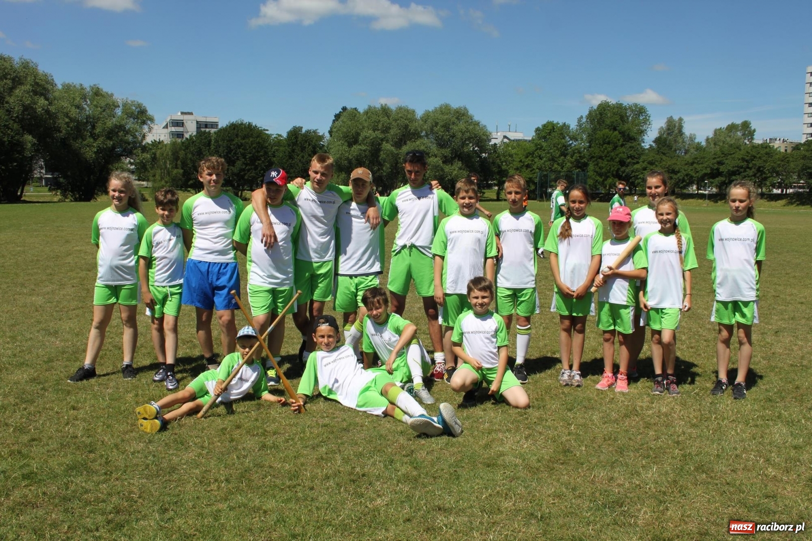 Zdjęcie w galerii na portalu naszraciborz.pl: Wojnowice i Cyprzanów na Międzynarodowych Mistrzostwach Schlagballa w Kilonii  wiadomości z regionu