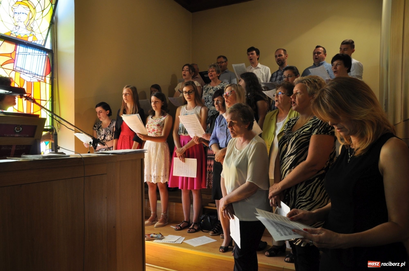 Zdjęcie w galerii na portalu naszraciborz.pl: Nowa remiza dla OSP Babice na 115. urodziny. Uroczyste poświęcenie budynków i pojazdów wiadomości z regionu