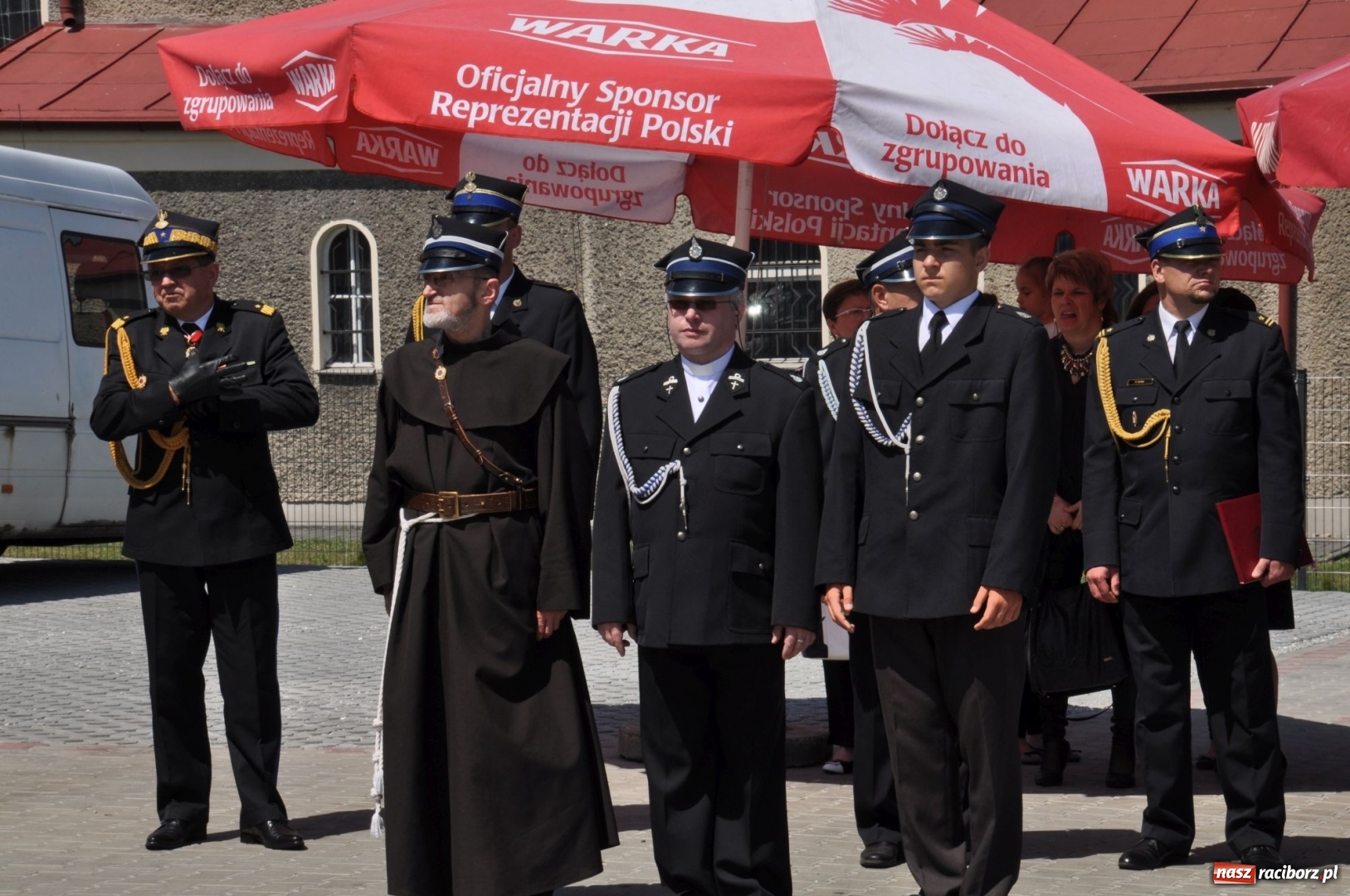 Zdjęcie w galerii na portalu naszraciborz.pl: Nowa remiza dla OSP Babice na 115. urodziny. Uroczyste poświęcenie budynków i pojazdów wiadomości z regionu