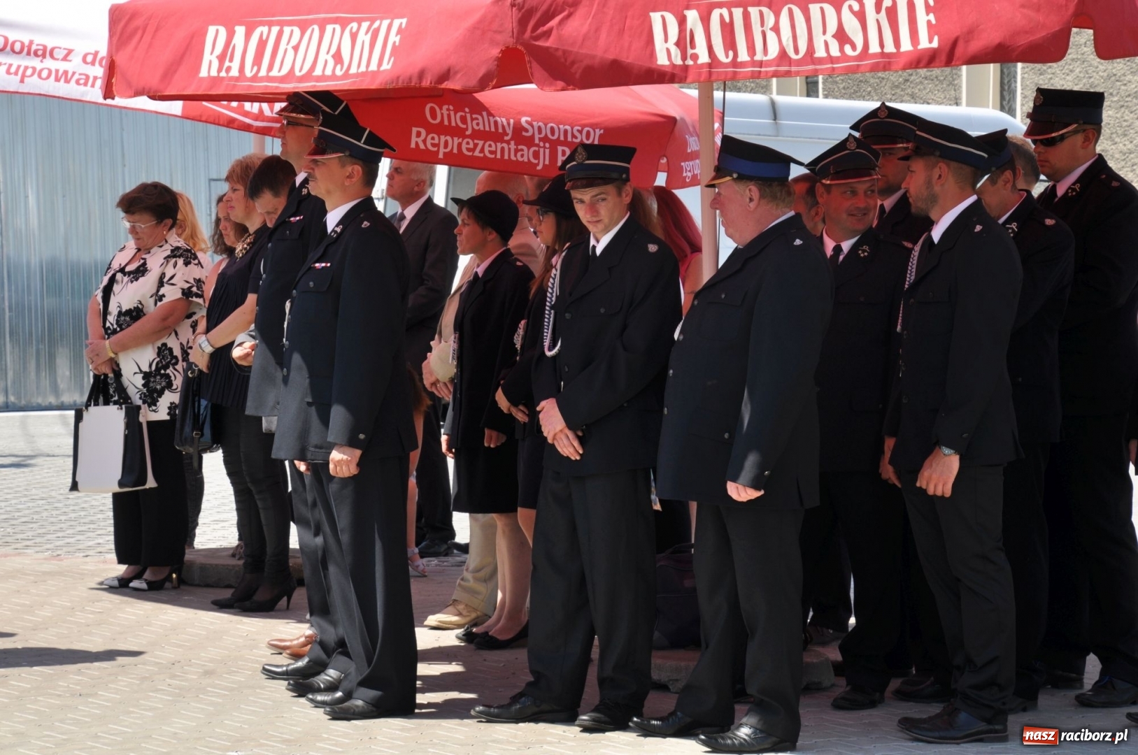 Zdjęcie w galerii na portalu naszraciborz.pl: Nowa remiza dla OSP Babice na 115. urodziny. Uroczyste poświęcenie budynków i pojazdów wiadomości z regionu