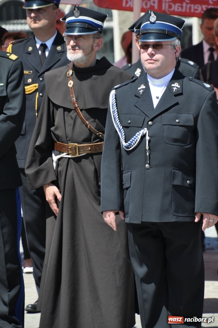 Zdjęcie w galerii na portalu naszraciborz.pl: Nowa remiza dla OSP Babice na 115. urodziny. Uroczyste poświęcenie budynków i pojazdów wiadomości z regionu