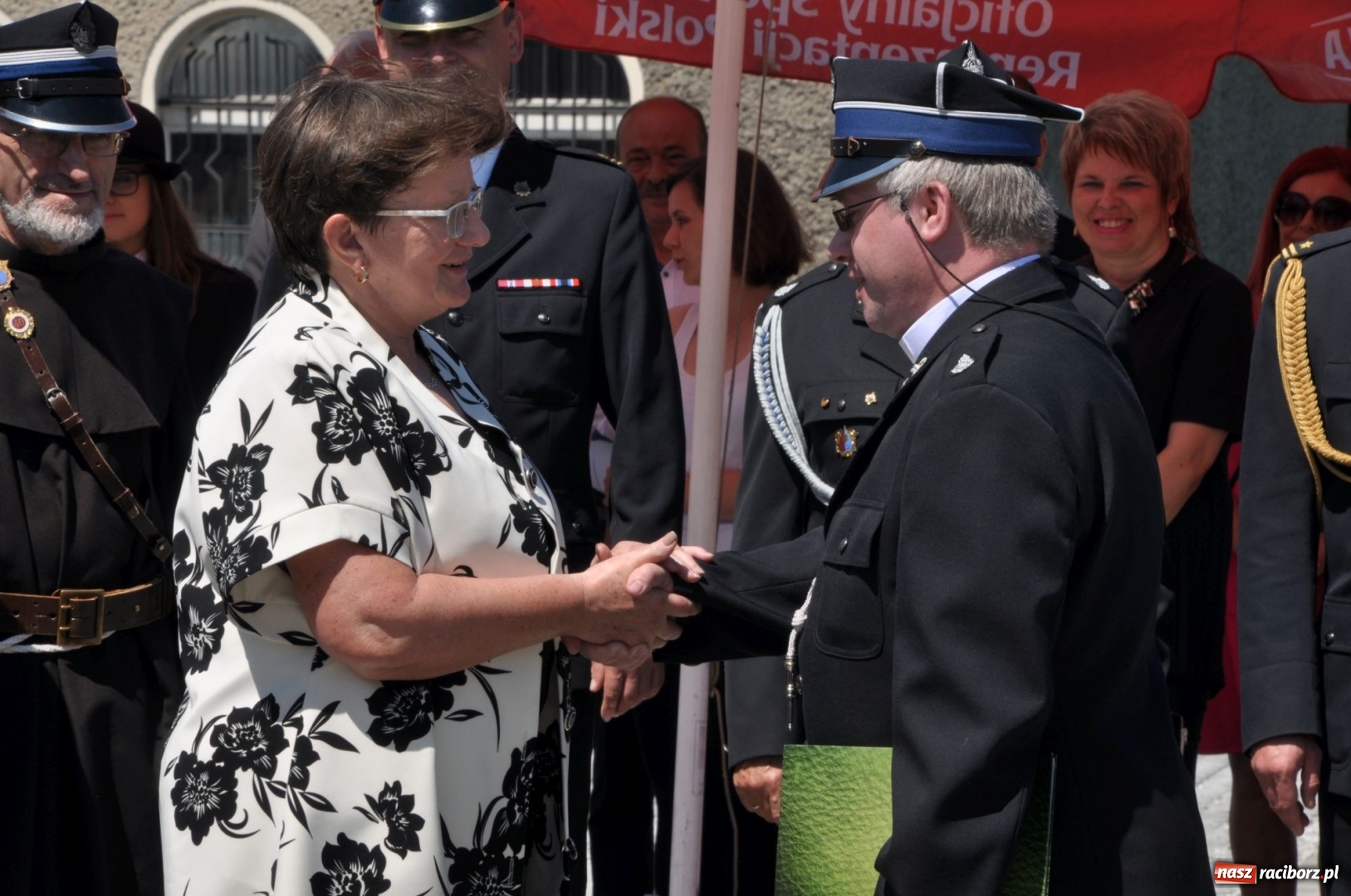 Zdjęcie w galerii na portalu naszraciborz.pl: Nowa remiza dla OSP Babice na 115. urodziny. Uroczyste poświęcenie budynków i pojazdów wiadomości z regionu