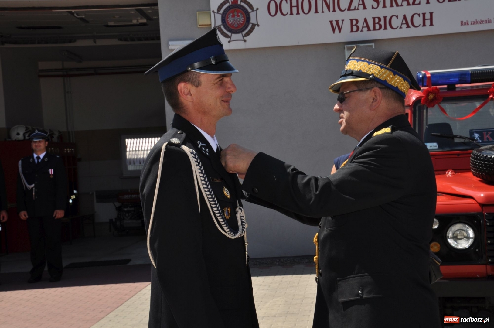Zdjęcie w galerii na portalu naszraciborz.pl: Nowa remiza dla OSP Babice na 115. urodziny. Uroczyste poświęcenie budynków i pojazdów wiadomości z regionu