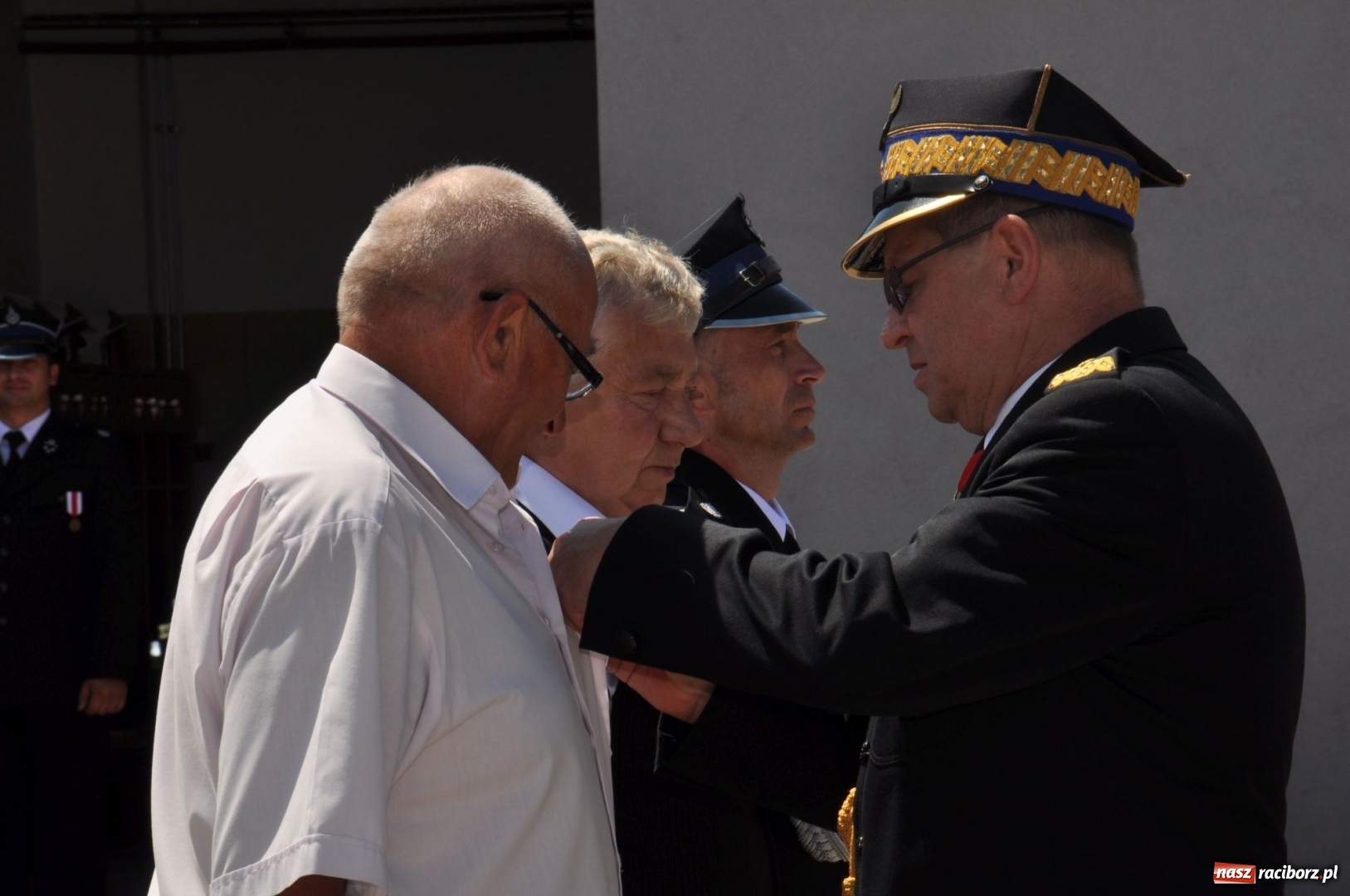 Zdjęcie w galerii na portalu naszraciborz.pl: Nowa remiza dla OSP Babice na 115. urodziny. Uroczyste poświęcenie budynków i pojazdów wiadomości z regionu