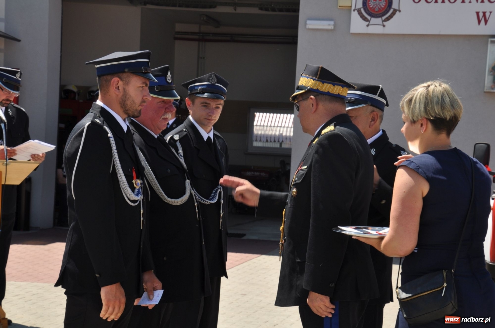 Zdjęcie w galerii na portalu naszraciborz.pl: Nowa remiza dla OSP Babice na 115. urodziny. Uroczyste poświęcenie budynków i pojazdów wiadomości z regionu