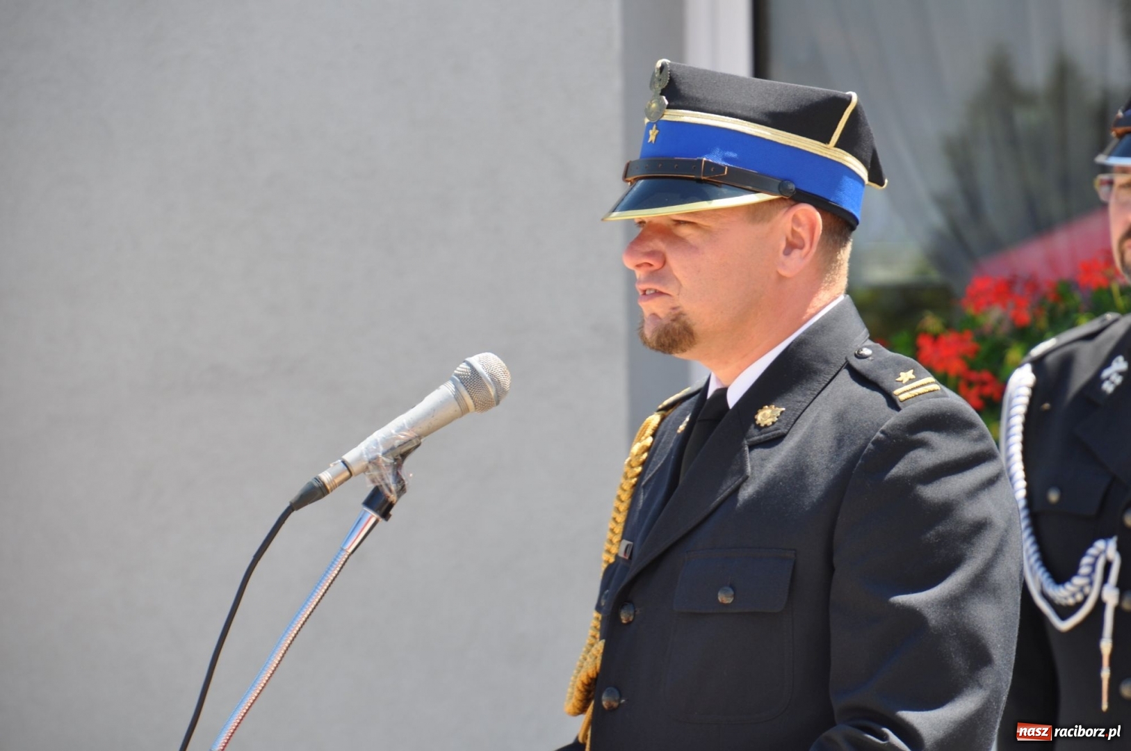 Zdjęcie w galerii na portalu naszraciborz.pl: Nowa remiza dla OSP Babice na 115. urodziny. Uroczyste poświęcenie budynków i pojazdów wiadomości z regionu