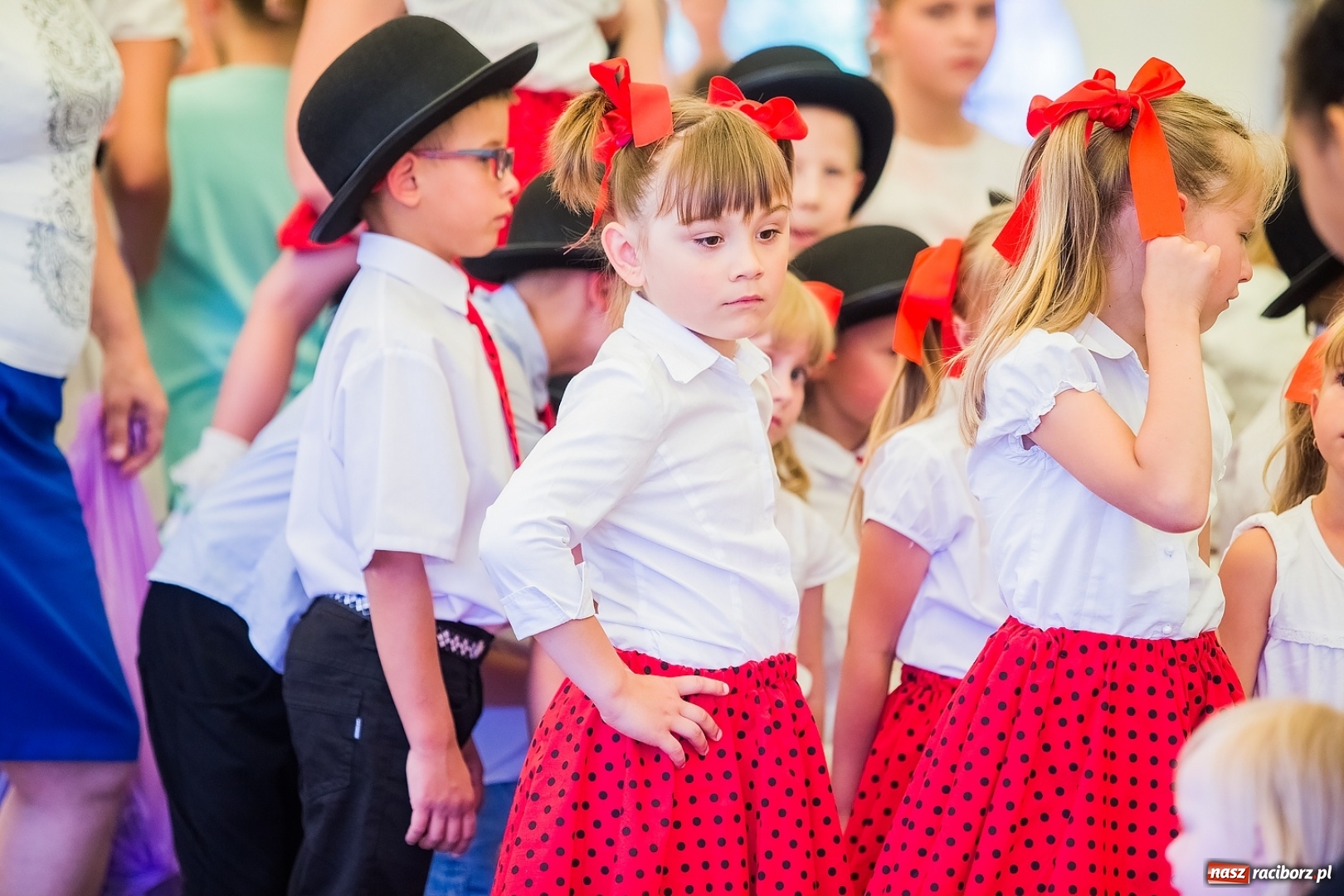 Zdjęcie w galerii na portalu naszraciborz.pl: Przegląd piosenki religijnej, czyli Święto Rodziny w Makowie wiadomości z regionu