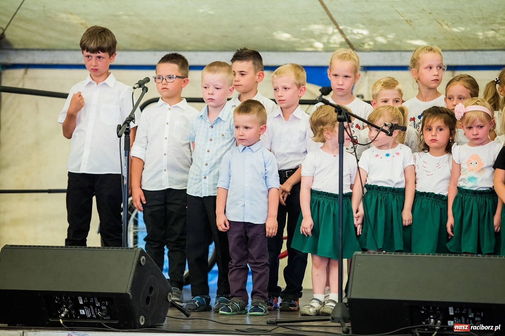 Zdjęcie w galerii na portalu naszraciborz.pl: Przegląd piosenki religijnej, czyli Święto Rodziny w Makowie wiadomości z regionu