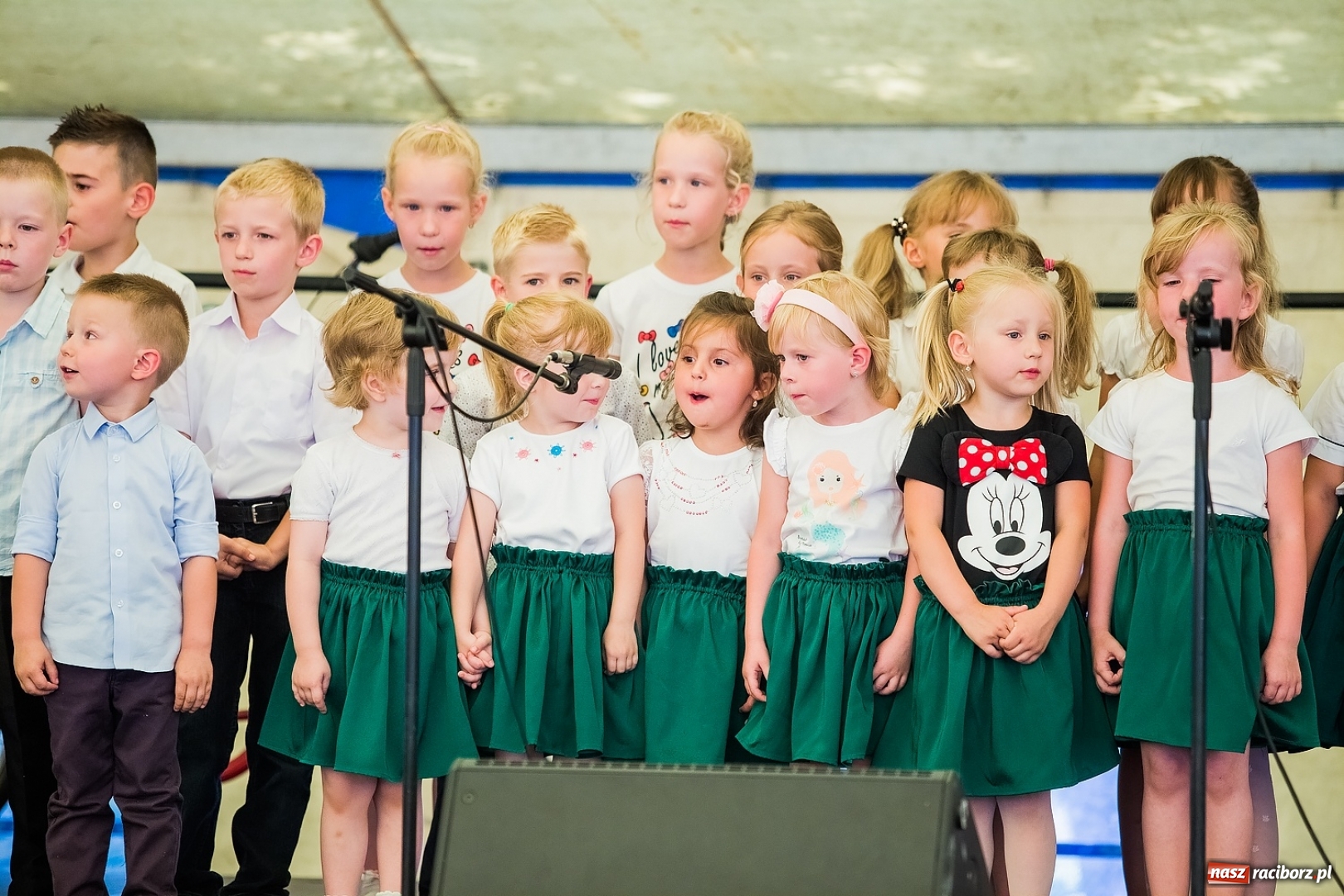 Zdjęcie w galerii na portalu naszraciborz.pl: Przegląd piosenki religijnej, czyli Święto Rodziny w Makowie wiadomości z regionu
