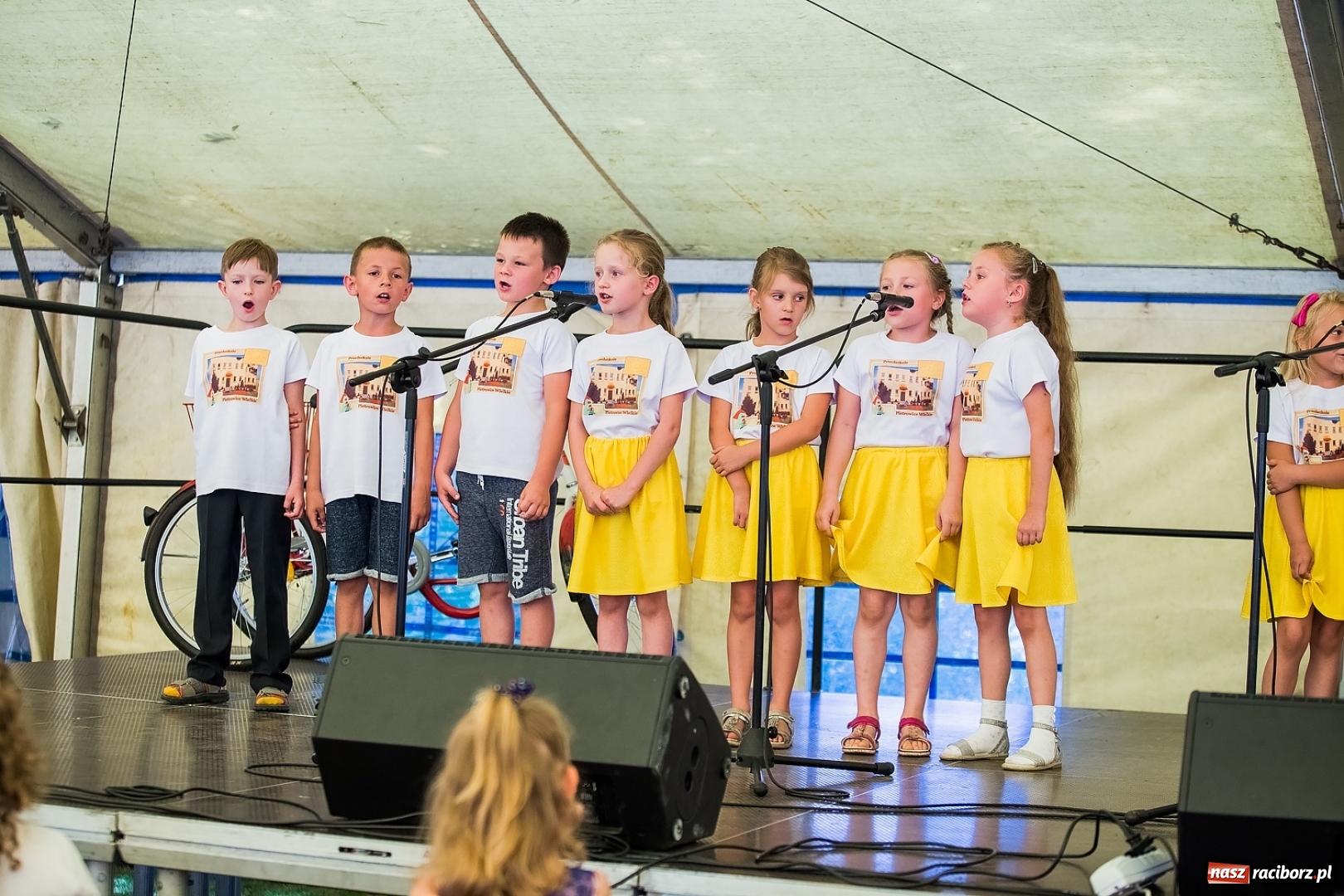 Zdjęcie w galerii na portalu naszraciborz.pl: Przegląd piosenki religijnej, czyli Święto Rodziny w Makowie wiadomości z regionu