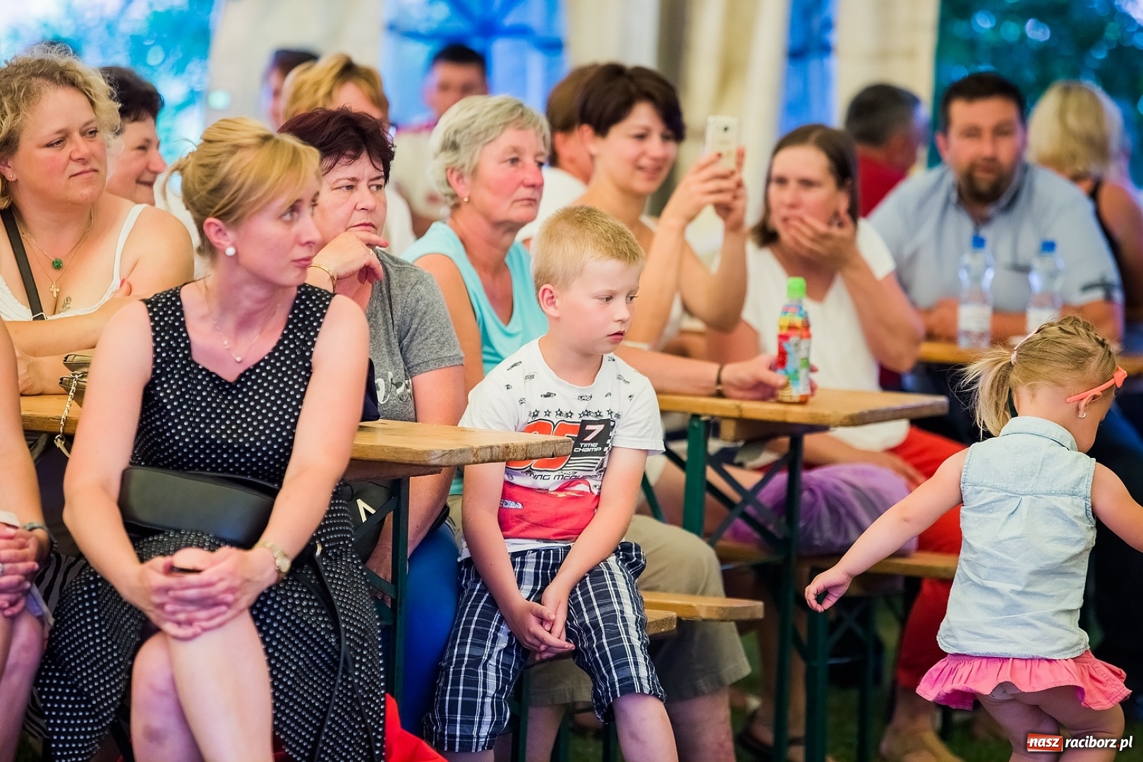 Zdjęcie w galerii na portalu naszraciborz.pl: Przegląd piosenki religijnej, czyli Święto Rodziny w Makowie wiadomości z regionu