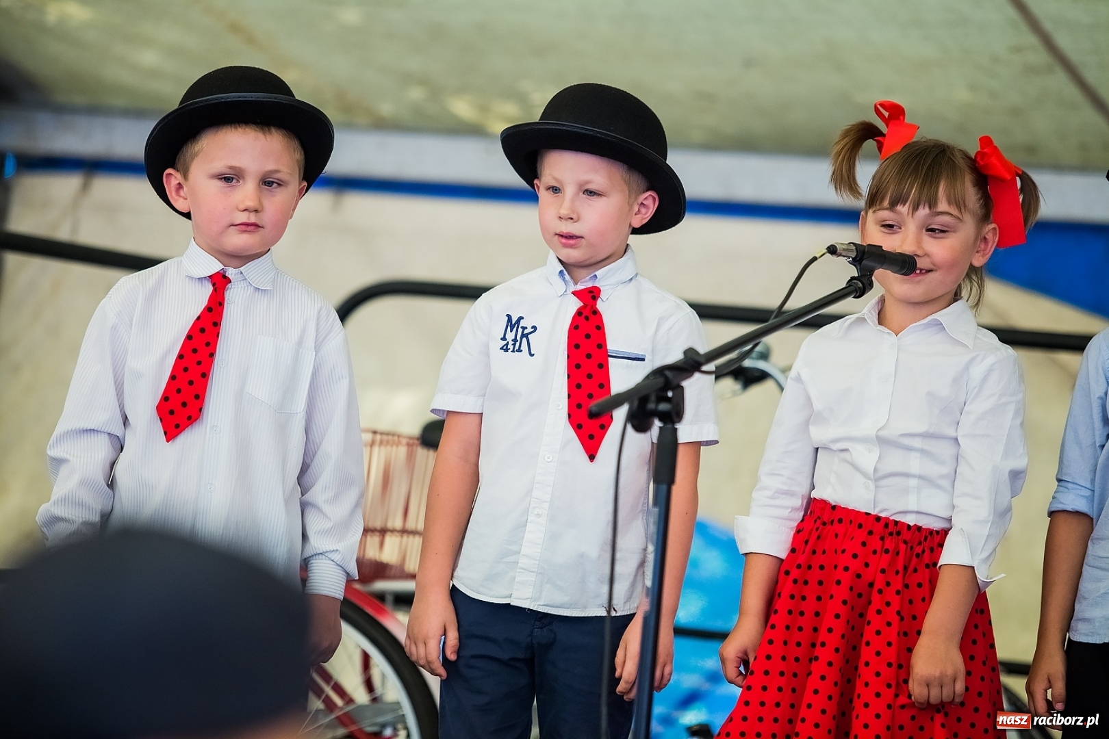 Zdjęcie w galerii na portalu naszraciborz.pl: Przegląd piosenki religijnej, czyli Święto Rodziny w Makowie wiadomości z regionu