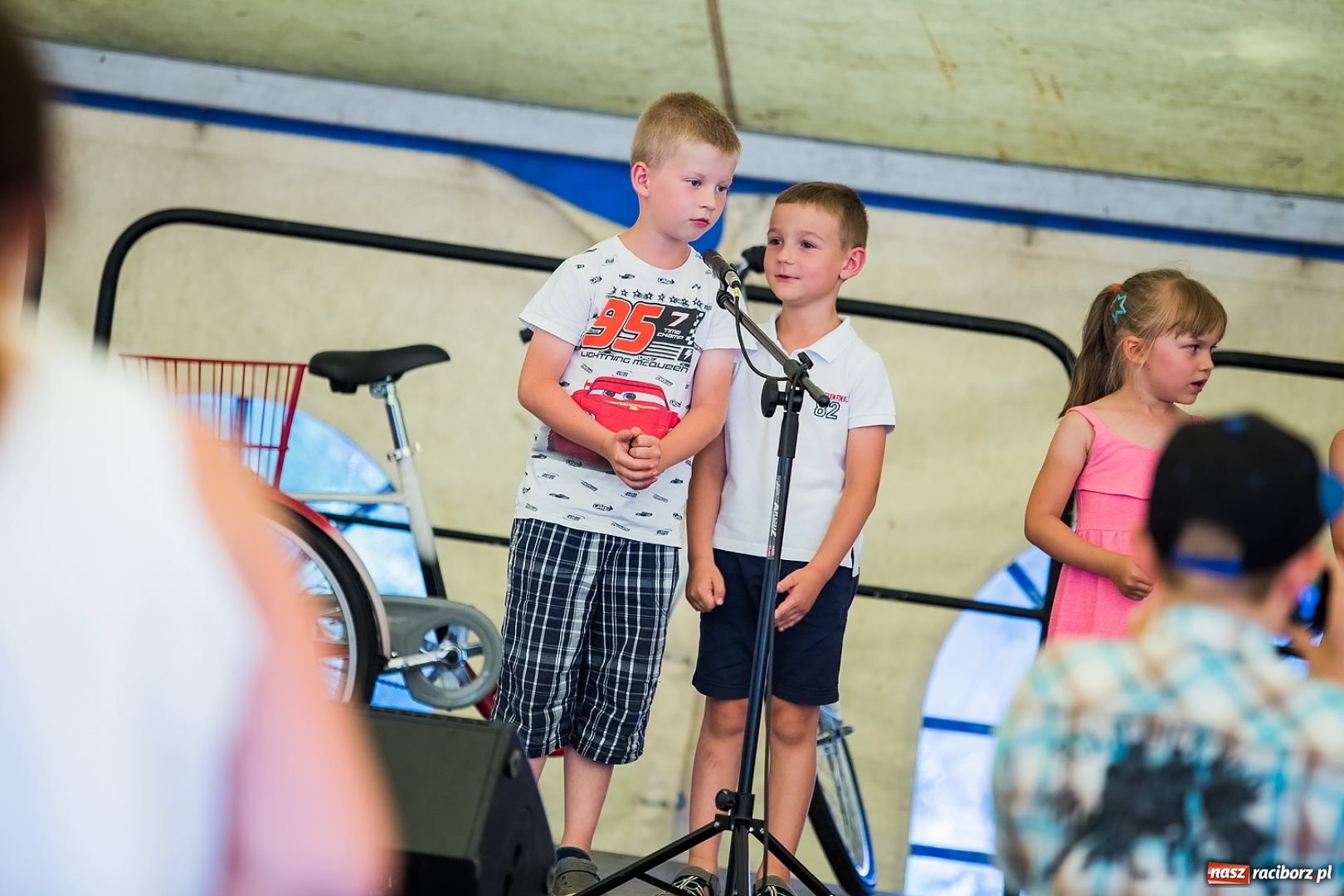 Zdjęcie w galerii na portalu naszraciborz.pl: Przegląd piosenki religijnej, czyli Święto Rodziny w Makowie wiadomości z regionu