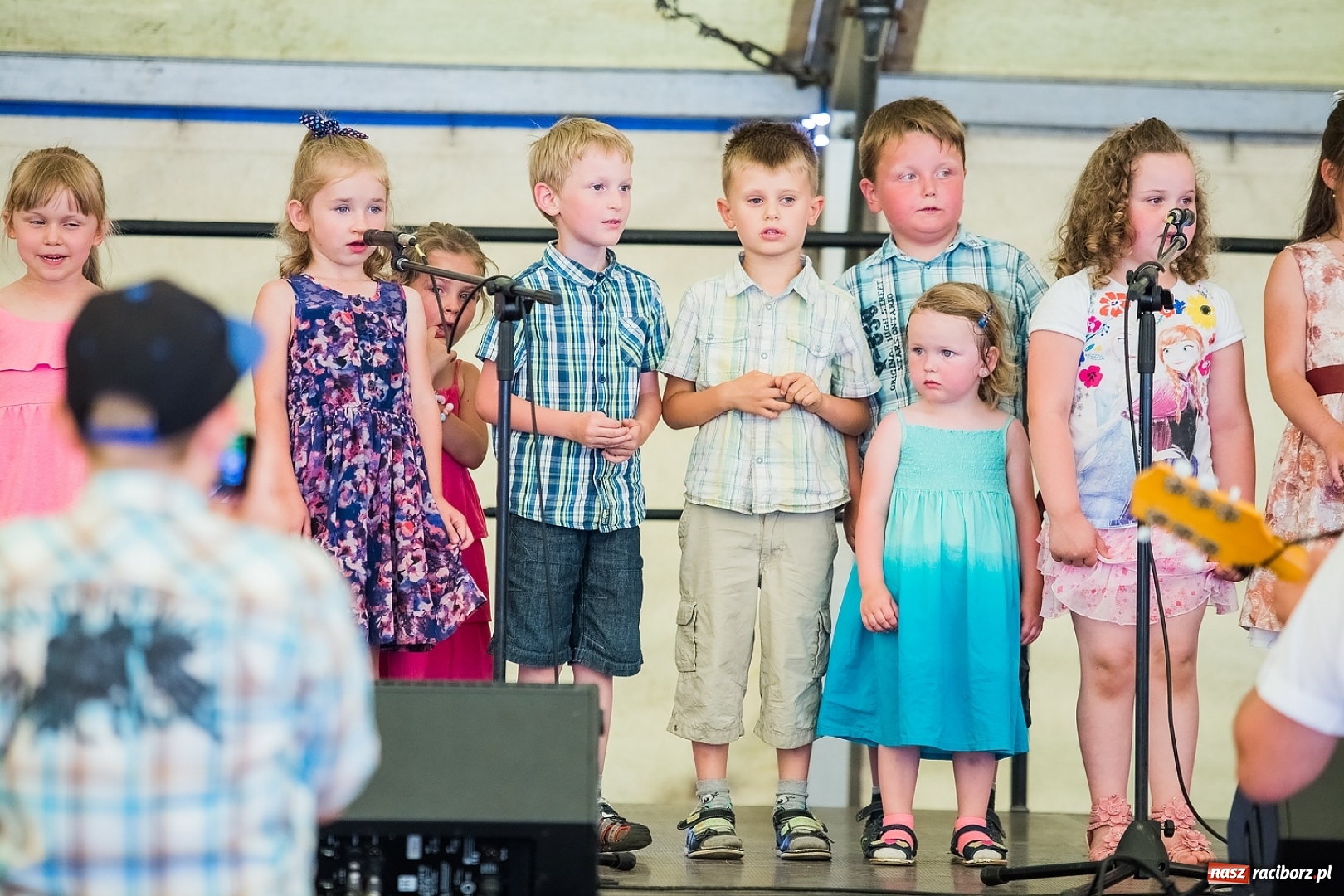 Zdjęcie w galerii na portalu naszraciborz.pl: Przegląd piosenki religijnej, czyli Święto Rodziny w Makowie wiadomości z regionu