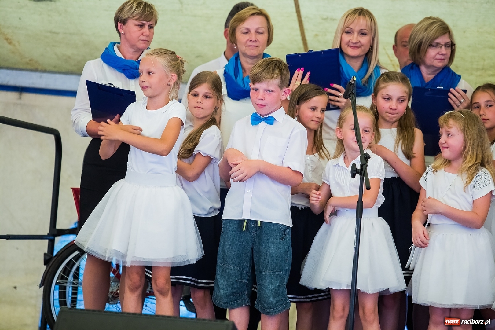 Zdjęcie w galerii na portalu naszraciborz.pl: Przegląd piosenki religijnej, czyli Święto Rodziny w Makowie wiadomości z regionu