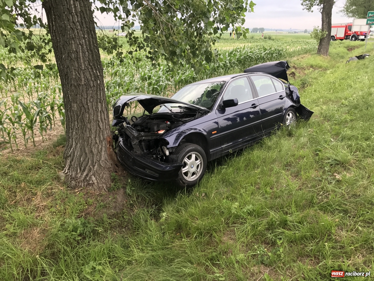 Zdjęcie w galerii na portalu naszraciborz.pl: Zderzenie BMW i passata na trasie Racibórz Sudół - Bojanów wiadomości z regionu