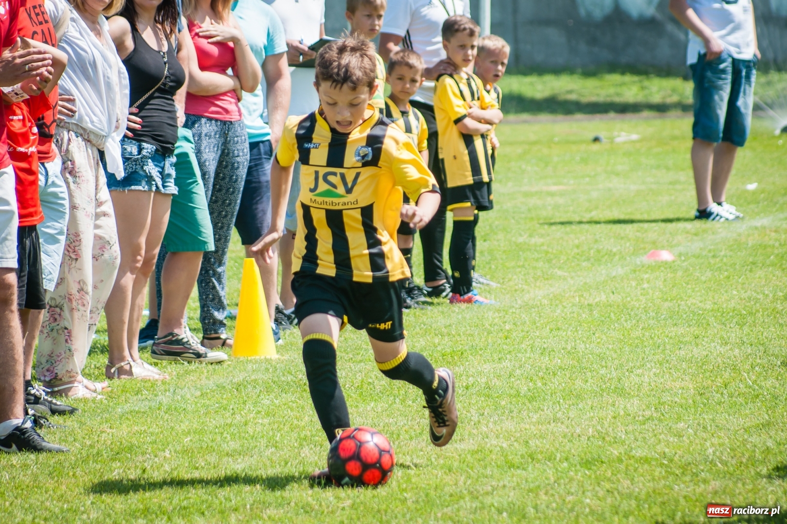 Zdjęcie w galerii na portalu naszraciborz.pl: Tworków Cup 2017. FP Jasienica zwycięska w kategorii żaków. Gospodarze tuż za podium wiadomości z regionu