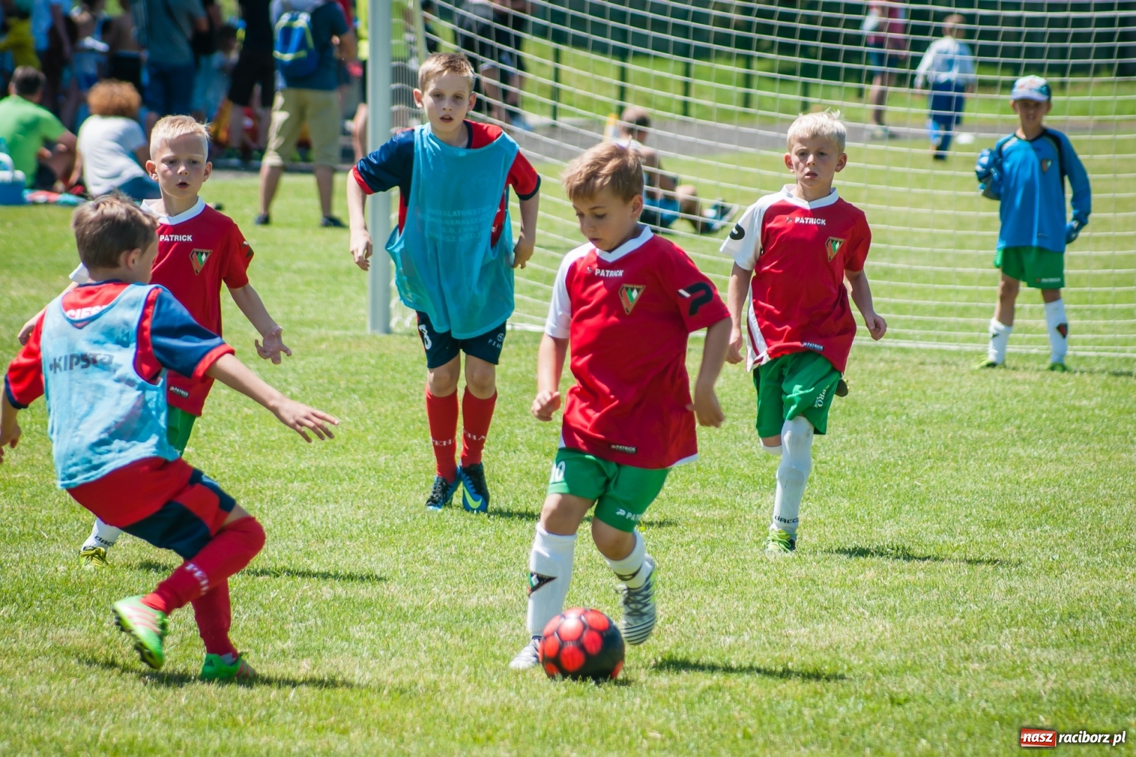 Zdjęcie w galerii na portalu naszraciborz.pl: Tworków Cup 2017. FP Jasienica zwycięska w kategorii żaków. Gospodarze tuż za podium wiadomości z regionu
