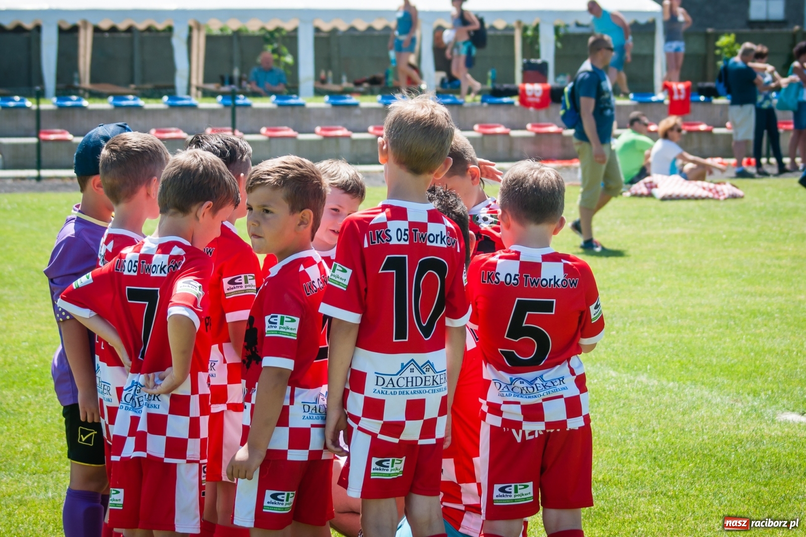 Zdjęcie w galerii na portalu naszraciborz.pl: Tworków Cup 2017. FP Jasienica zwycięska w kategorii żaków. Gospodarze tuż za podium wiadomości z regionu
