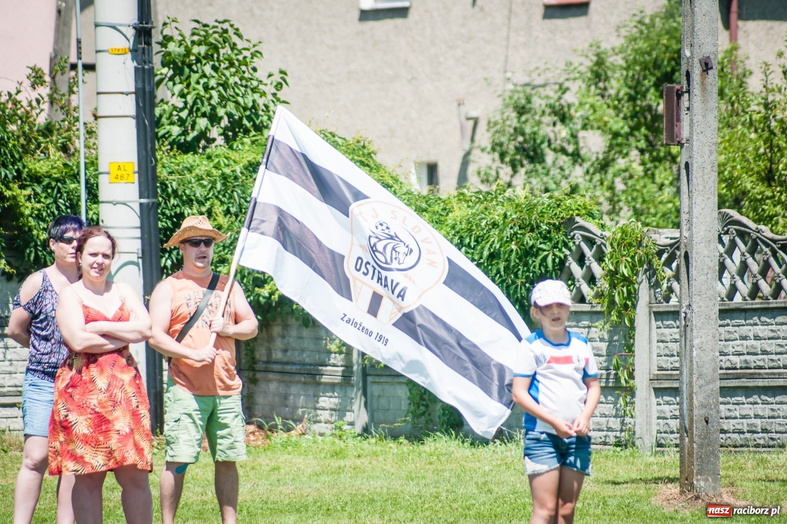 Zdjęcie w galerii na portalu naszraciborz.pl: Tworków Cup 2017. FP Jasienica zwycięska w kategorii żaków. Gospodarze tuż za podium wiadomości z regionu