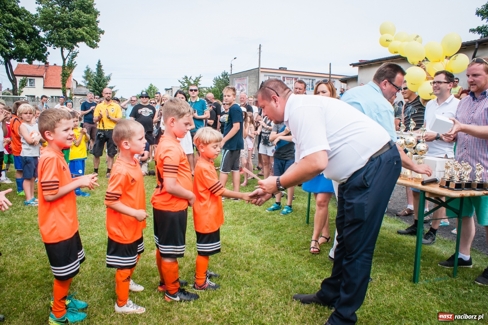 Zdjęcie w galerii na portalu naszraciborz.pl: Tworków Cup 2017. FP Jasienica zwycięska w kategorii żaków. Gospodarze tuż za podium wiadomości z regionu