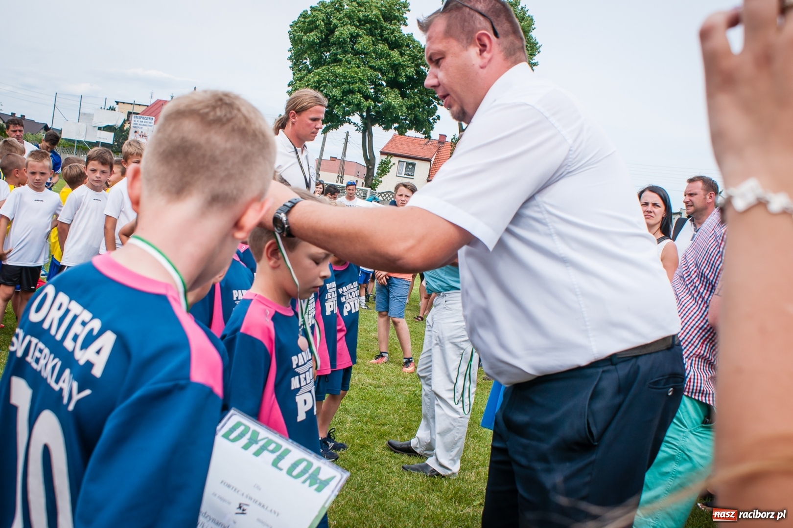 Zdjęcie w galerii na portalu naszraciborz.pl: Tworków Cup 2017. FP Jasienica zwycięska w kategorii żaków. Gospodarze tuż za podium wiadomości z regionu