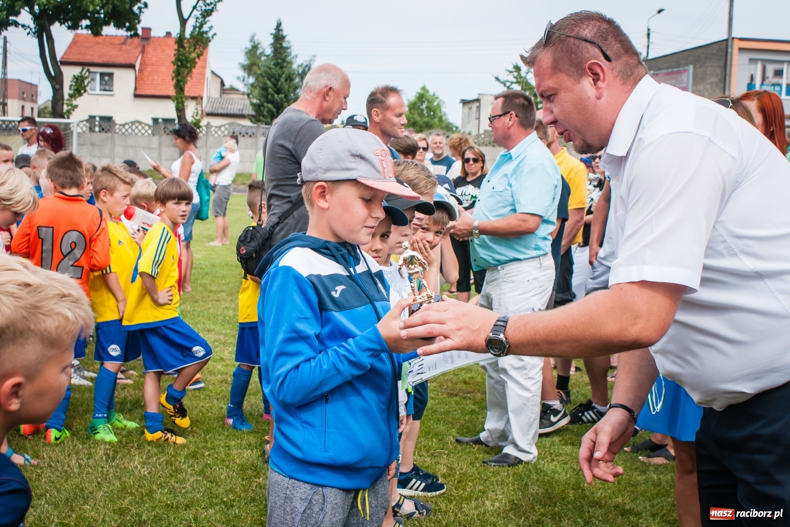 Zdjęcie w galerii na portalu naszraciborz.pl: Tworków Cup 2017. FP Jasienica zwycięska w kategorii żaków. Gospodarze tuż za podium wiadomości z regionu