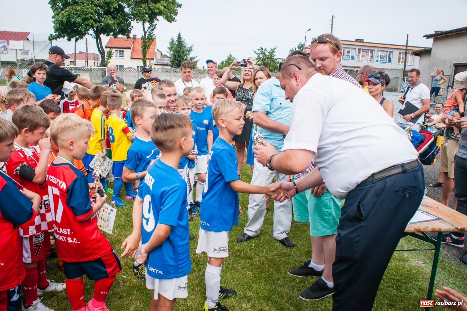 Zdjęcie w galerii na portalu naszraciborz.pl: Tworków Cup 2017. FP Jasienica zwycięska w kategorii żaków. Gospodarze tuż za podium wiadomości z regionu
