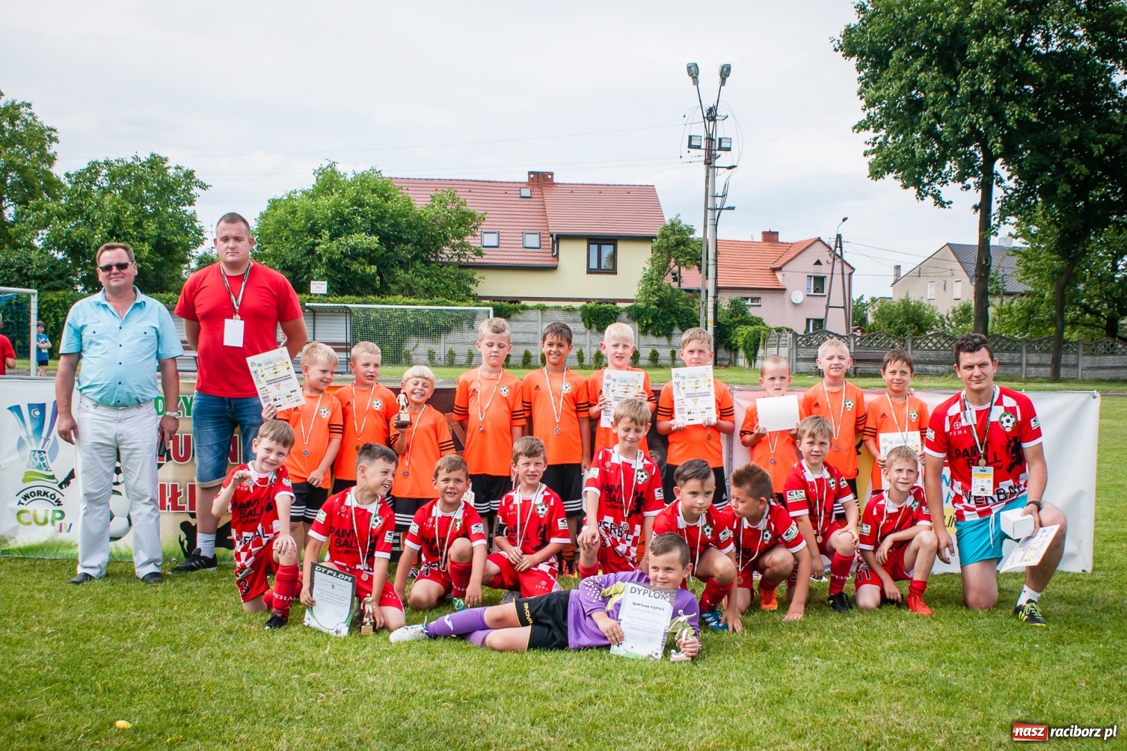 Zdjęcie w galerii na portalu naszraciborz.pl: Tworków Cup 2017. FP Jasienica zwycięska w kategorii żaków. Gospodarze tuż za podium wiadomości z regionu
