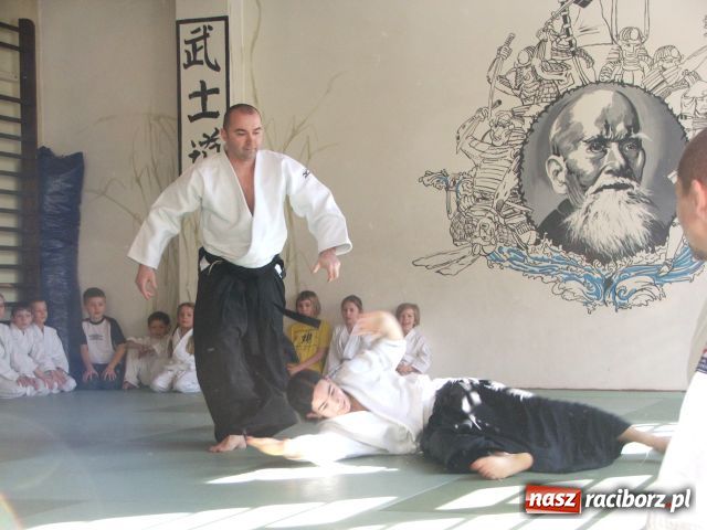 Zdjęcie w galerii na portalu naszraciborz.pl: Kaligrafowane DZIĘKUJĘ dla darczyńców wiadomości z regionu